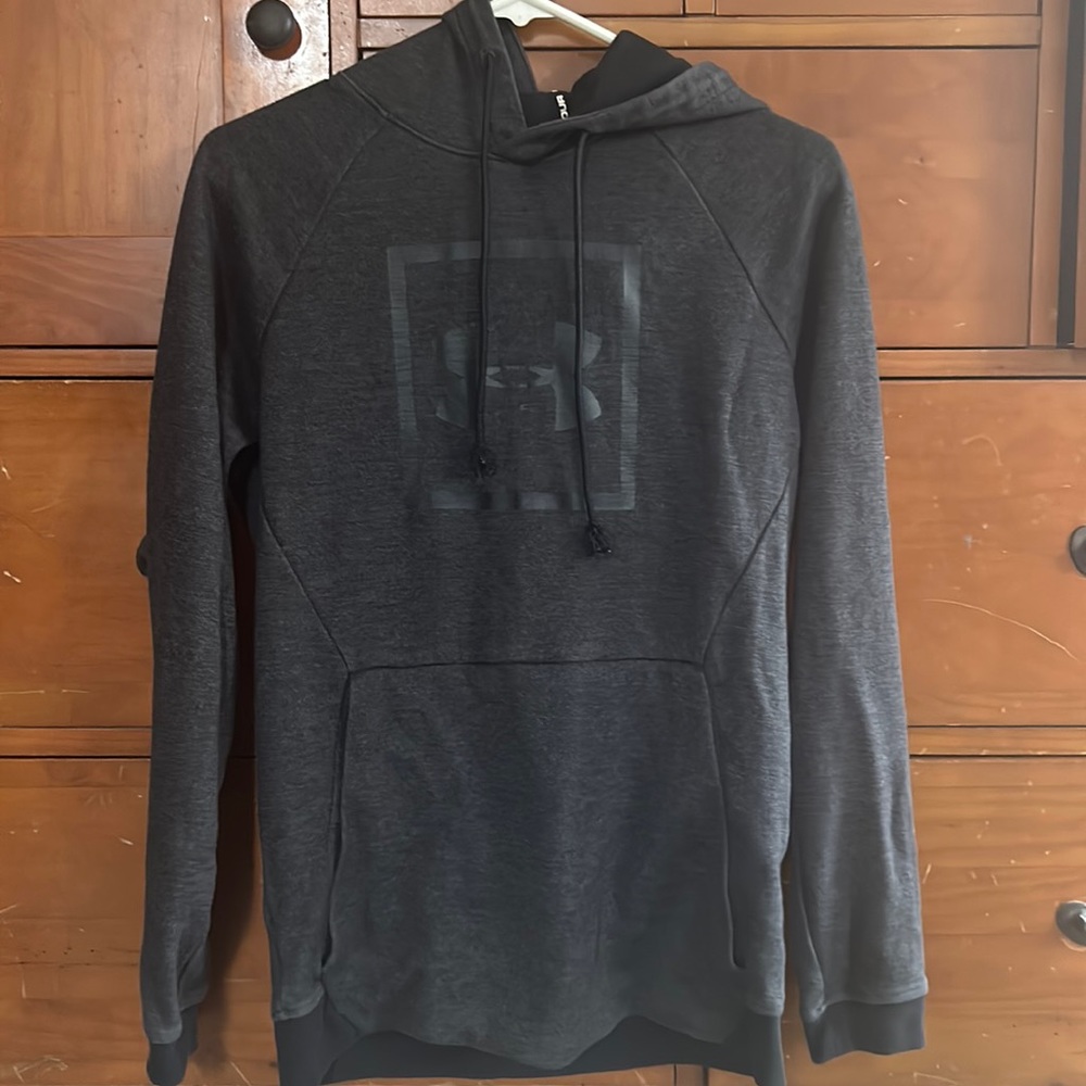 Men’s Under Armour hoodie sweatshirt black size small